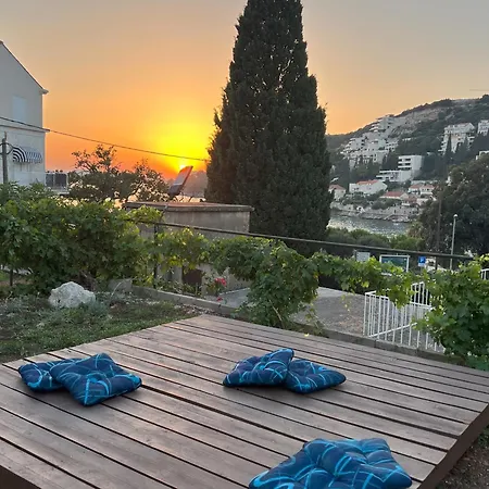 Sea Shells - Beachside In Lapad Apartment Dubrovnik